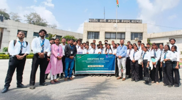 Students Undertake Three-Day Educational and Industrial Exposure Visit to Varanasi for Practical Agricultural Learning