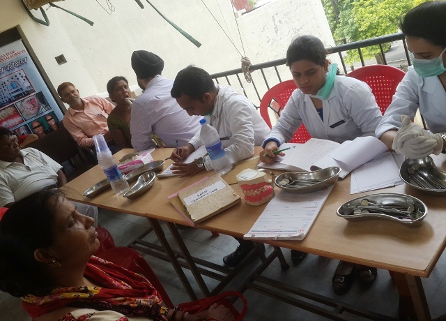 Free  Dental  Treatment  Camp  Kanpur  Dental  College 