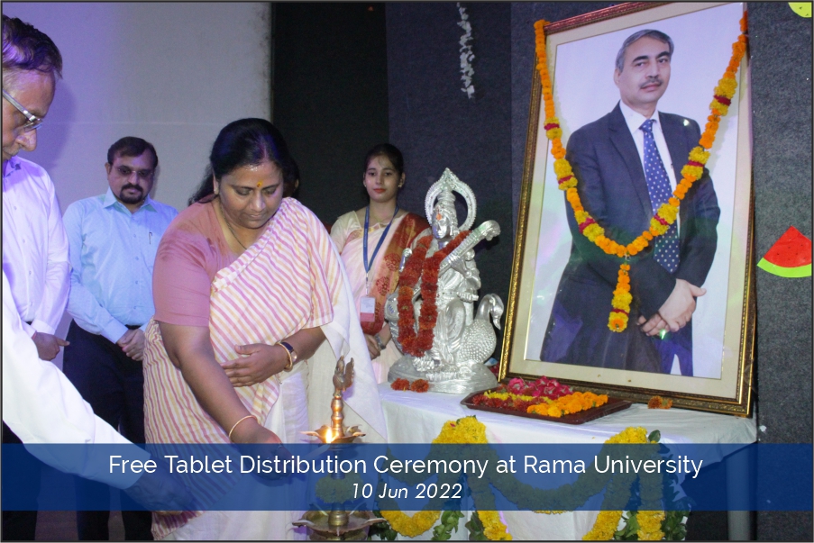 TabletDistributionCeremony