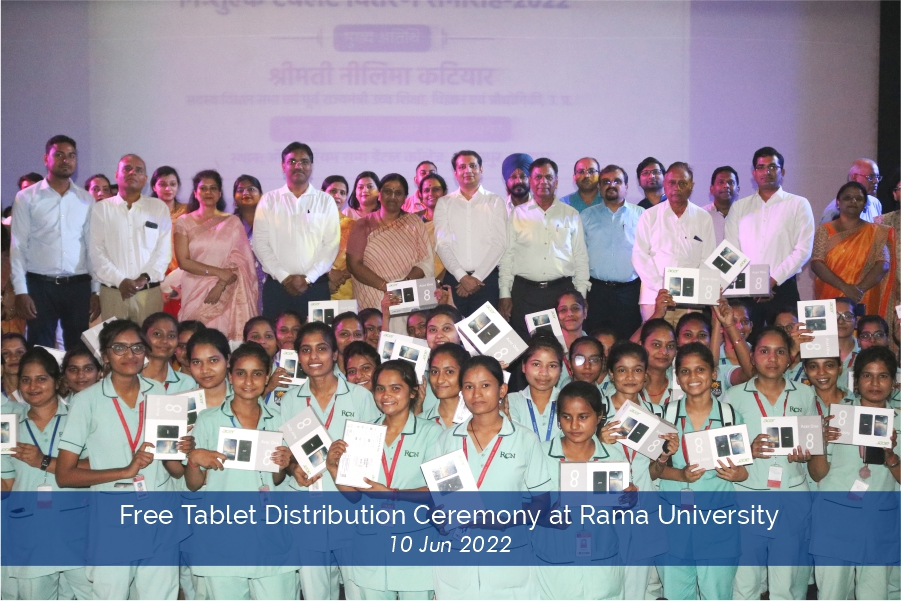 TabletDistributionCeremony