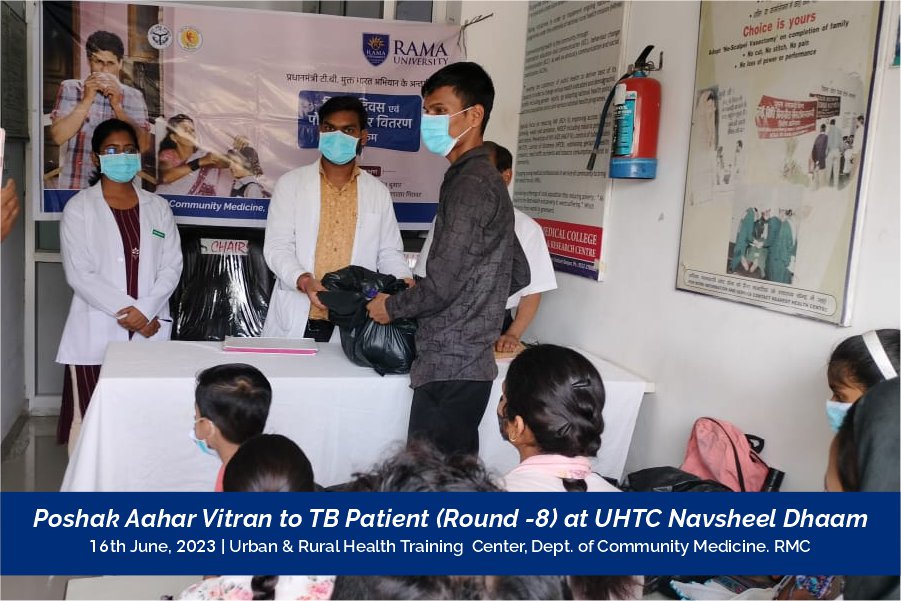 poshak_aahar_vitran_to_tb_patient_uhtc_navsheel_dhaam-2023