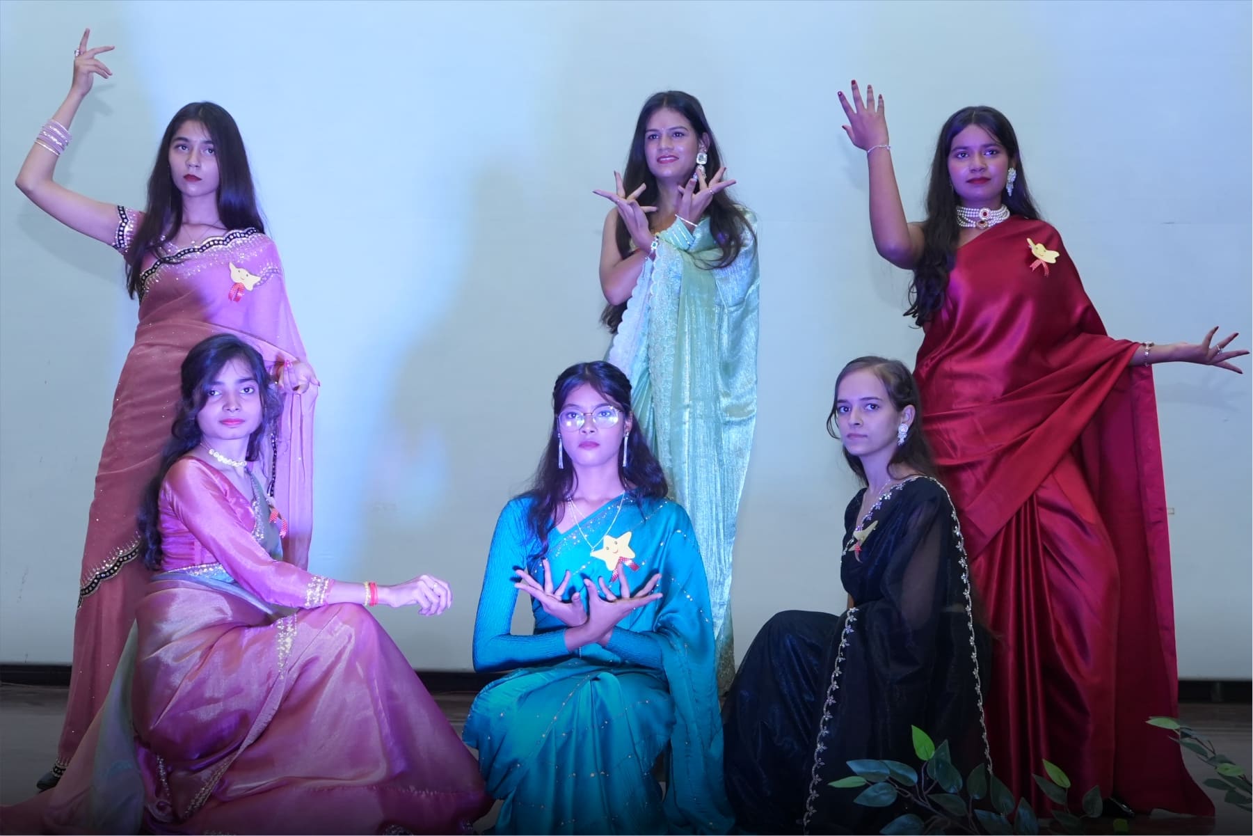 aurora-2k25-freshers-celebration-radiates-retro-charm-at-rama-university-auditorium