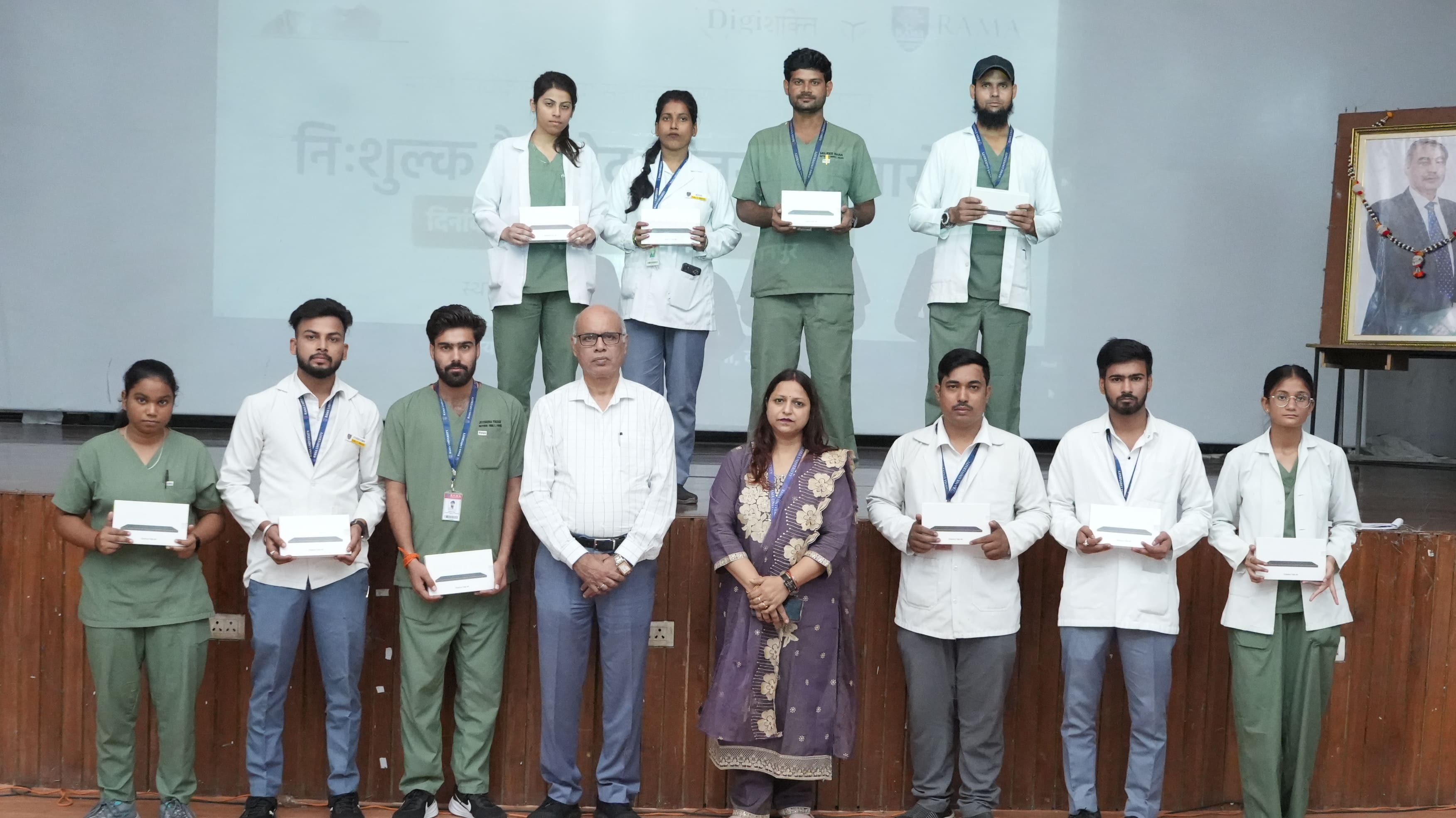 swami-vivekananda-yojana-ru-distributes-tablets-mission-digishakti-2k25