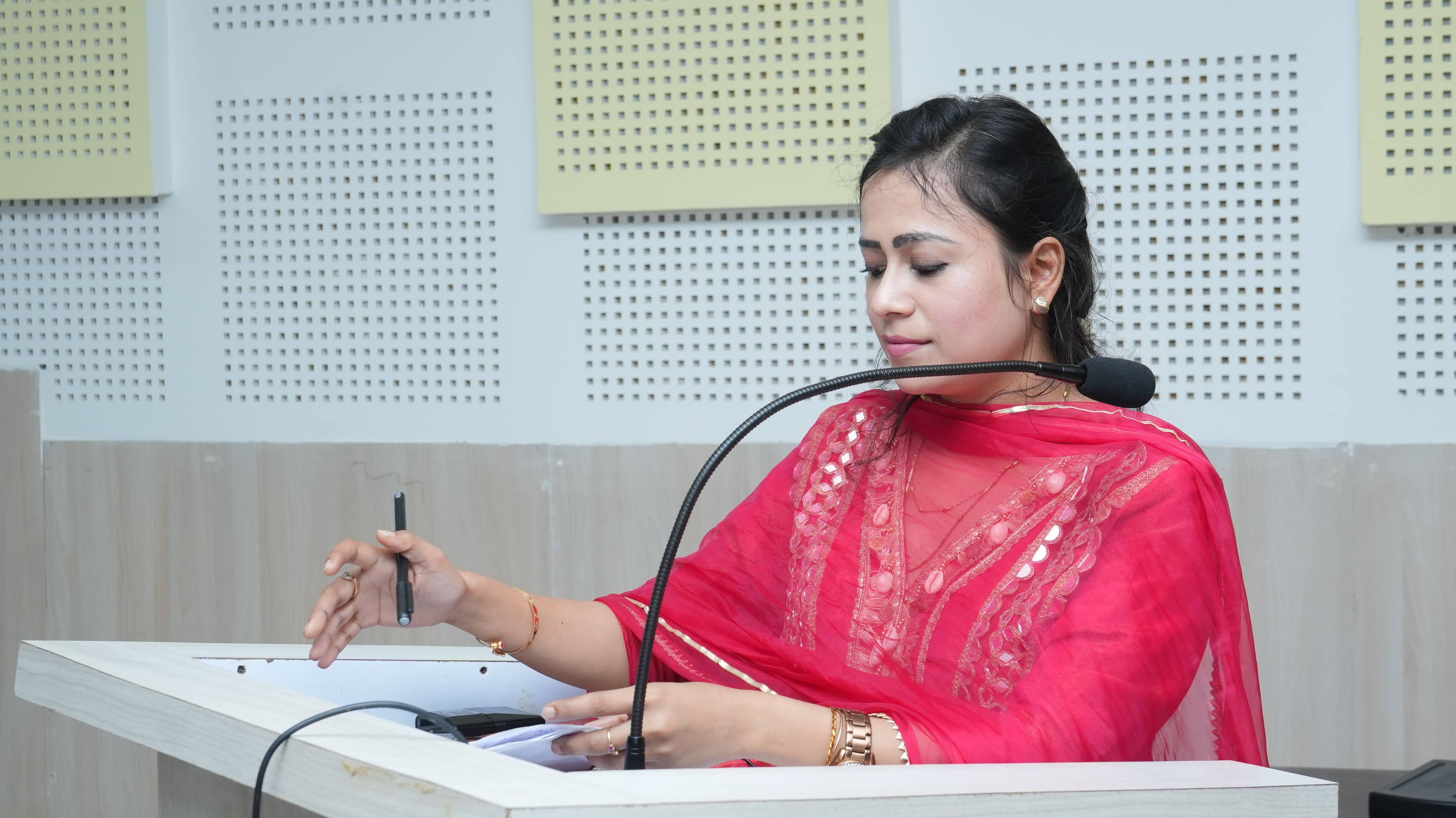 white-coat-ceremony-marks-ethical-beginning-of-mbbs-2k25-medical-journey