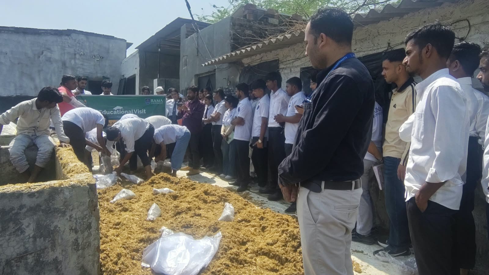 bsc-agriculture-students-explore-sustainable-mushroom