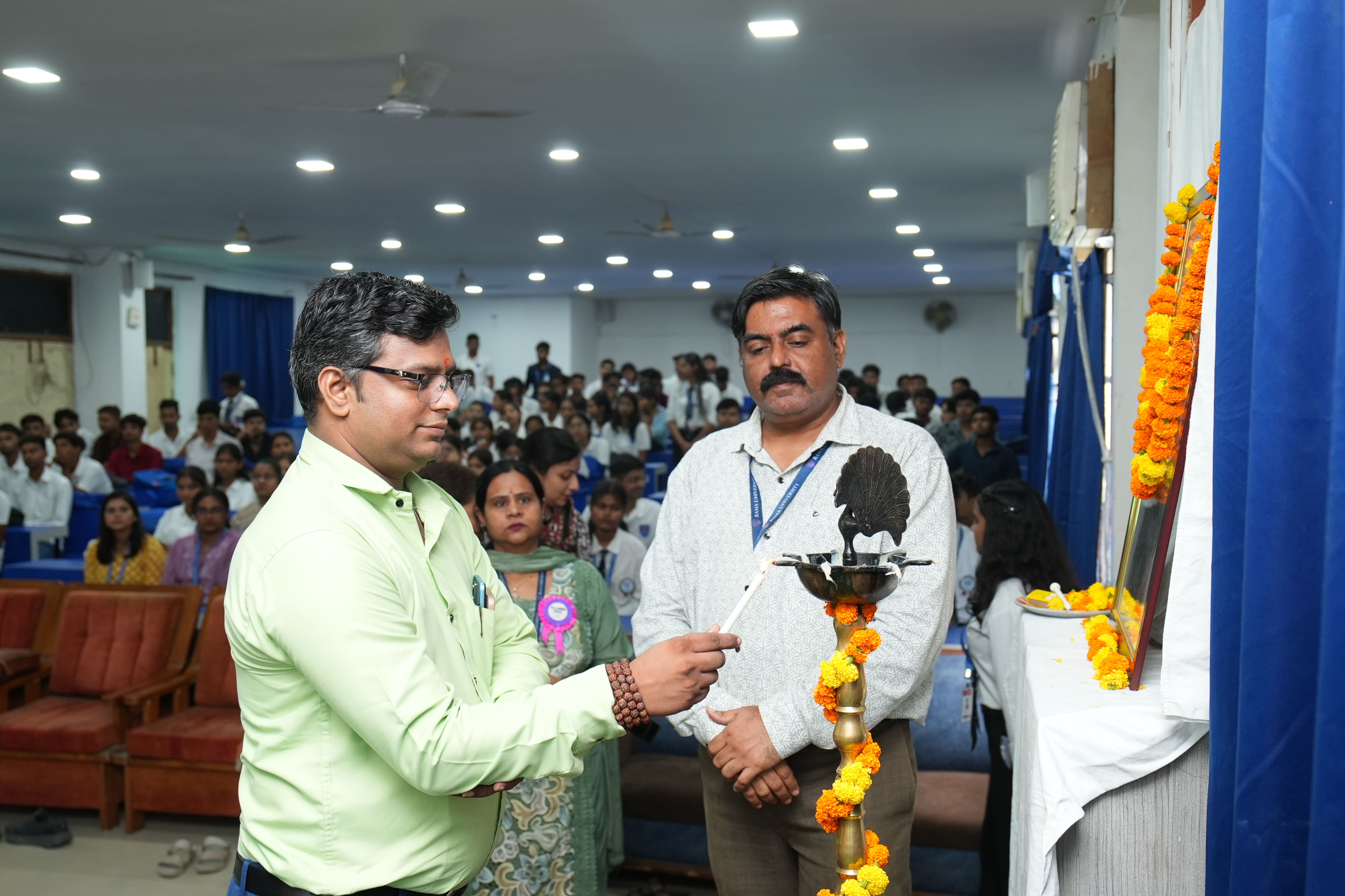 fet-organises-expert-talk-on-education-technology