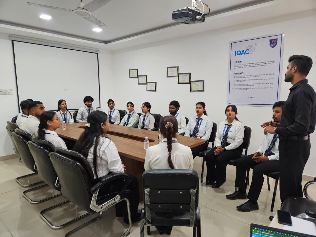hike-education-conducts-campus-placement-drive-ru