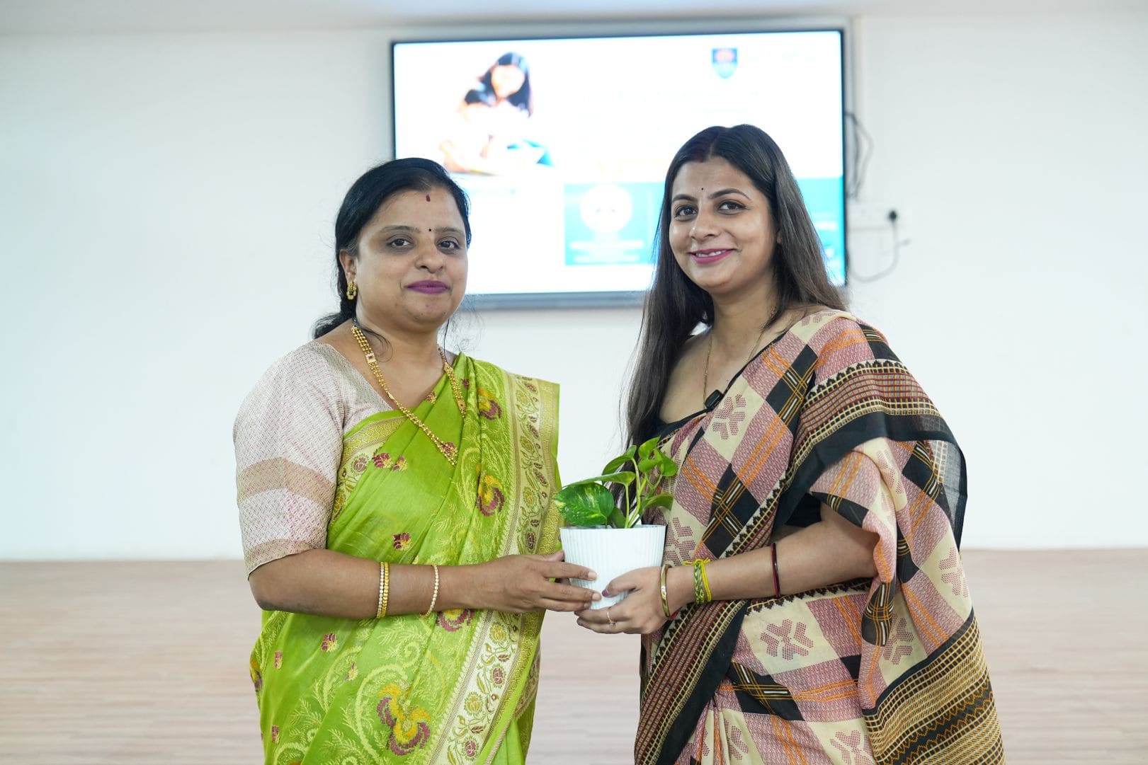 nursing-faculty-organizes-expert-lecture-on-early-diagnosis