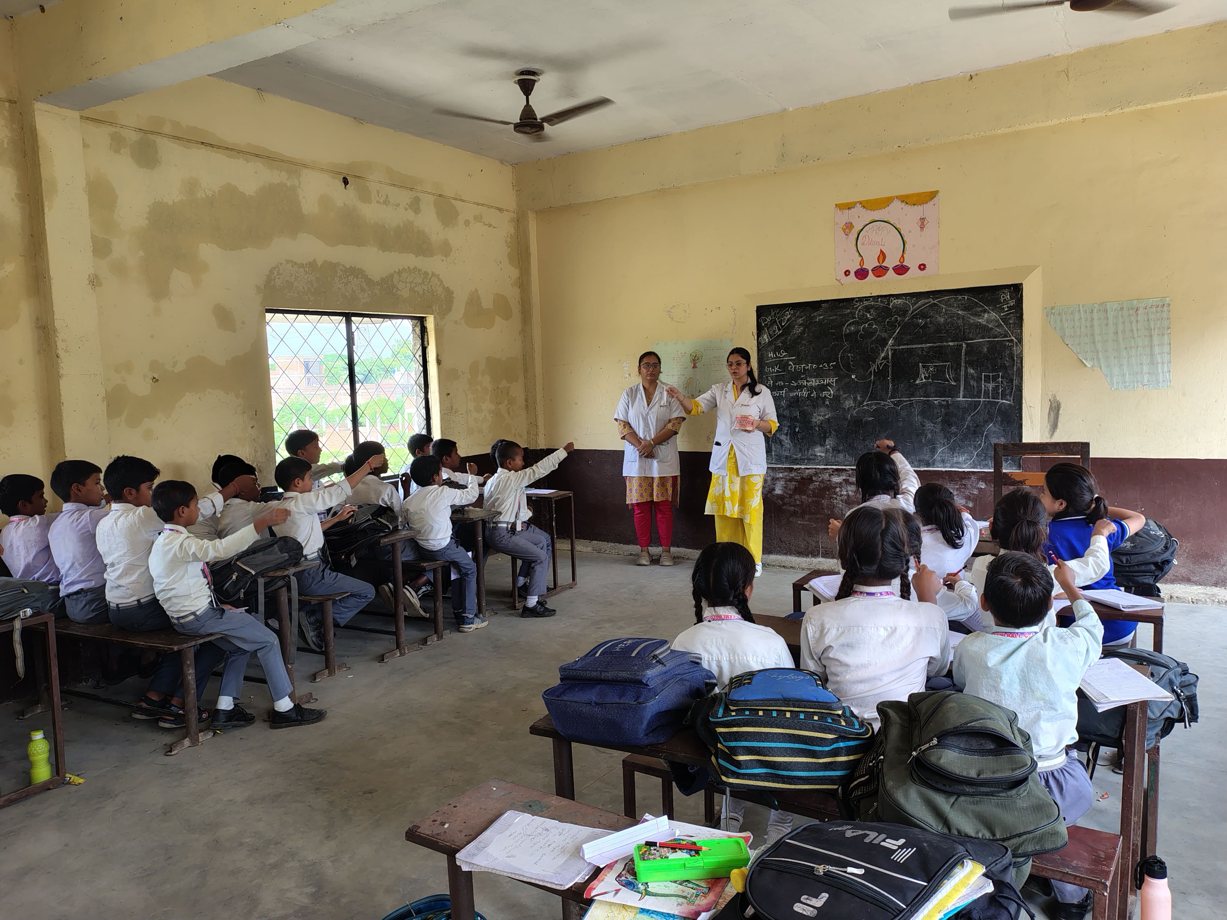 rama-dental-college-conducts-school-adoption-program