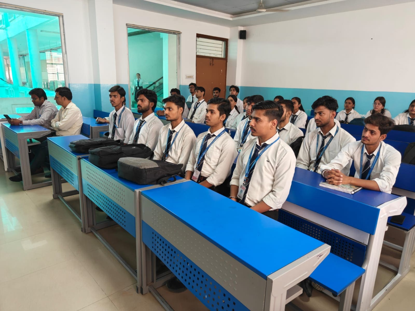 rama-university-hosts-insightful-grooming-session-empowering-students-for-global-careers-and-personality-development-success